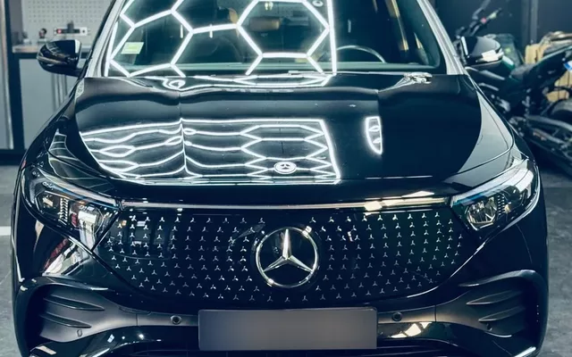 Mercedes-Benz EQA 250+ AMG Line