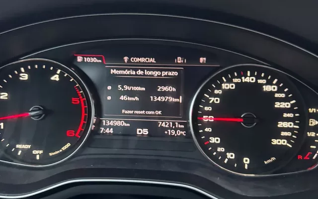 Audi A4 Avant 2.0 TDi Design S tronic