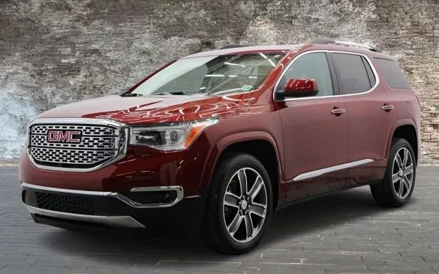 GMC Acadia 3.6L V6 4WD DENALI - 56600€ en Banastas