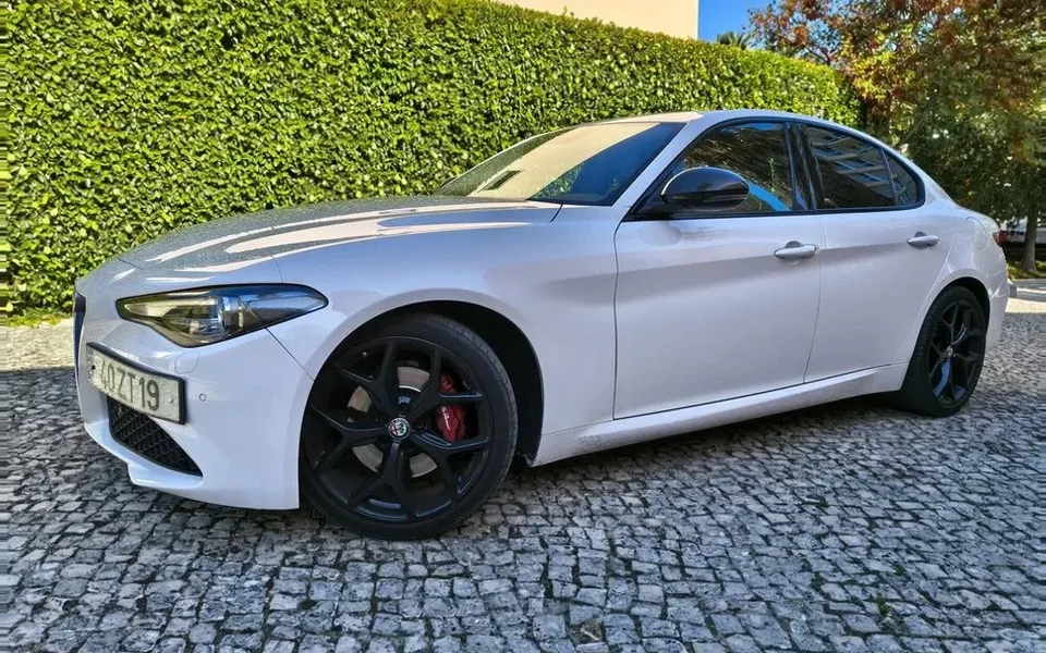 Alfa Romeo Giulia 2.2 D Sprint AT8