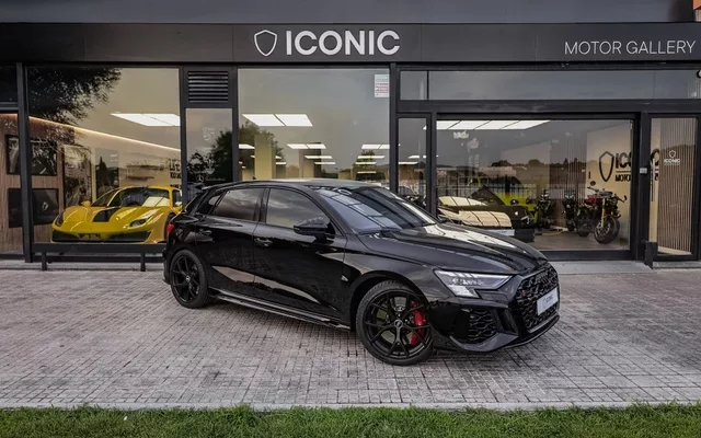 AUDI A3 RS3 Sportback quattro S tronic 294kW