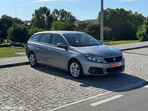Peugeot 308 1.5 BlueHDi Business Line