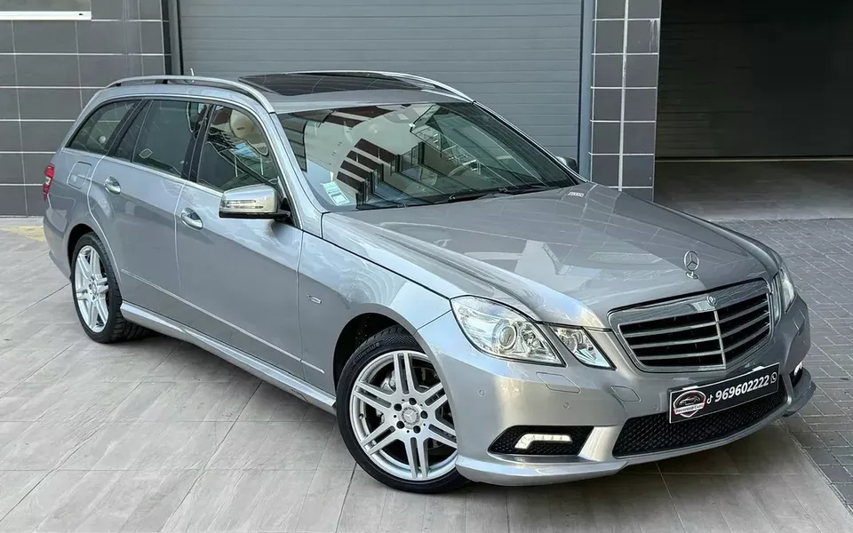 Mercedes-Benz E 350 CDI DPF BlueEFFICIENCY 7G-TRONIC Avantgarde
