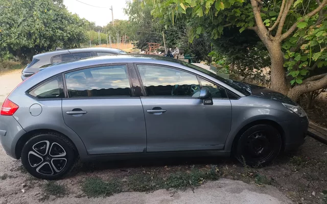Citroën C4 1.4 16V SX