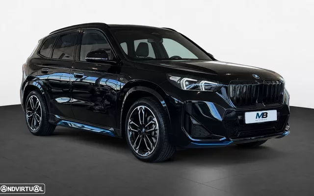 BMW iX1 xDrive30 M Sport Pack
