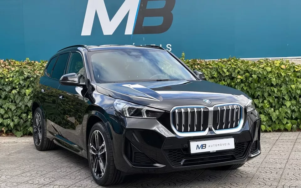 BMW iX1 xDrive30 M Sport Pack