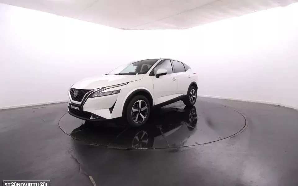 Nissan Qashqai 1.3 DIG-T N-Connecta LED Xtronic