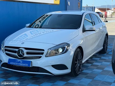 Mercedes-Benz A 180 (BlueEFFICIENCY) Style