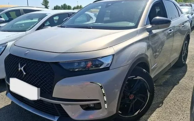 DS DS7 Crossback E-Tense Performance Line EAT8
