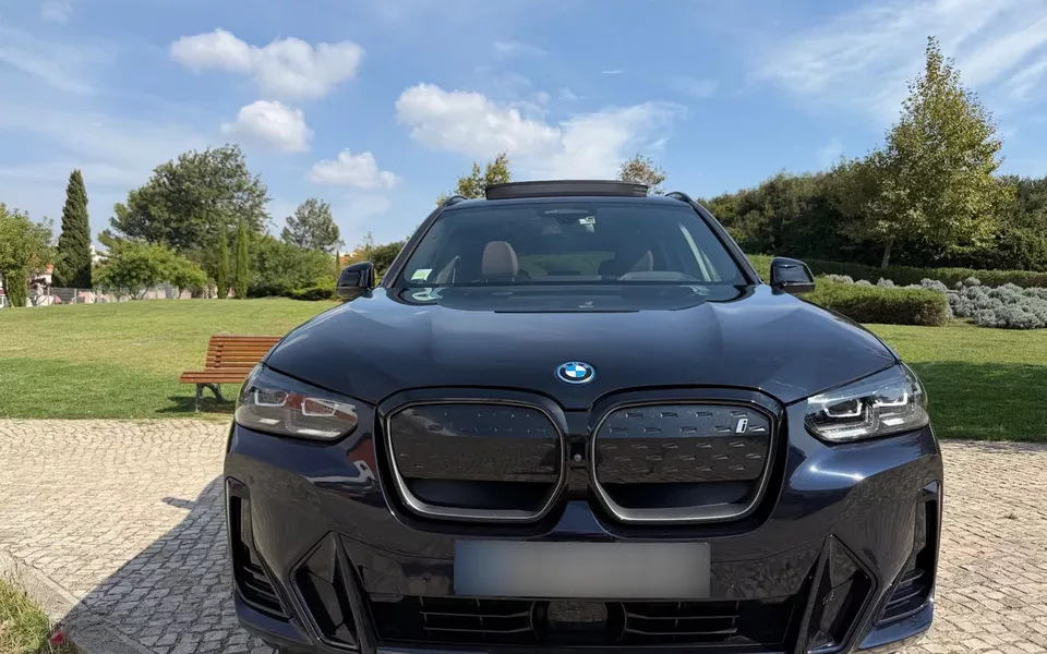 BMW iX3 M Sport Impressive