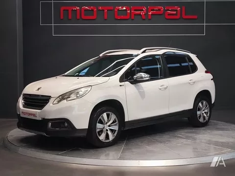 PEUGEOT 2008 2008 1.6 BlueHDI Style 100