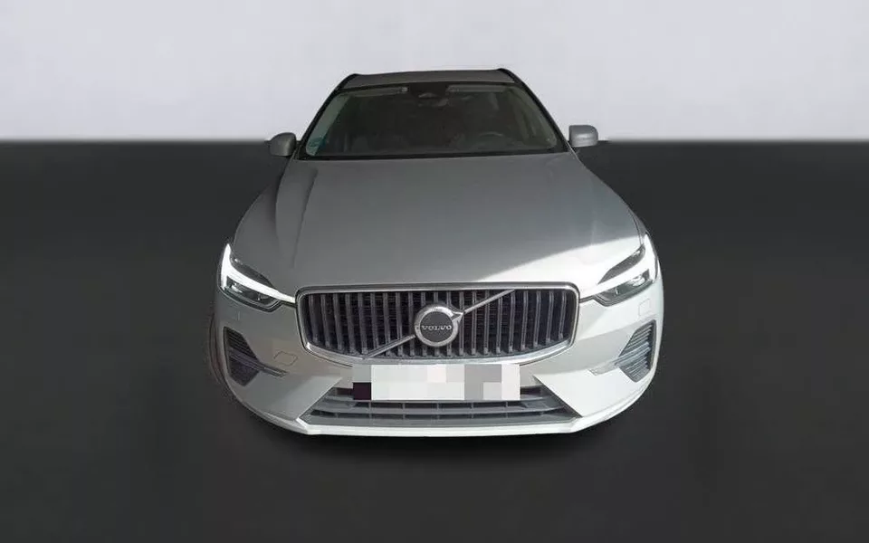 VOLVO XC60 XC60 B4 Momentum Pro FWD Aut.