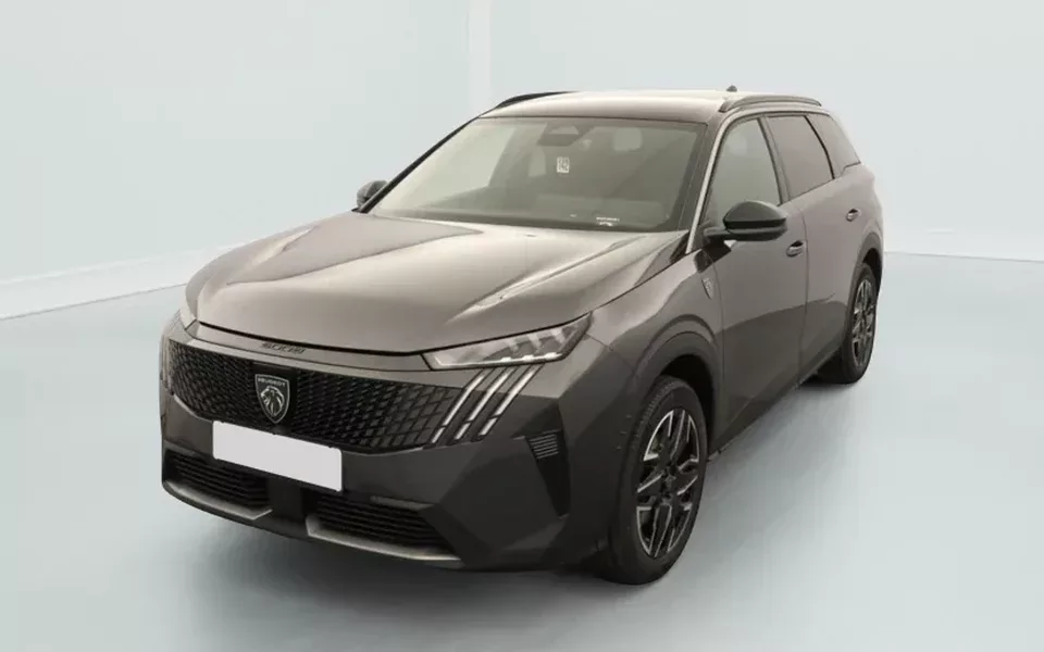 Peugeot 5008 Gt 1.2 HYBRID 145 Zéro km immatriculé