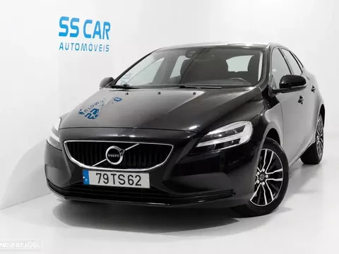 Volvo V40 Cross Country 2.0 D2 Momentum Geartronic