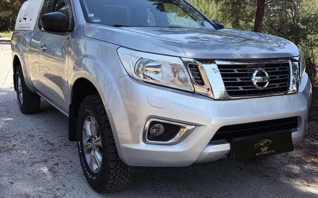 Nissan Navara 2.3 dCi CD 4WD Visia