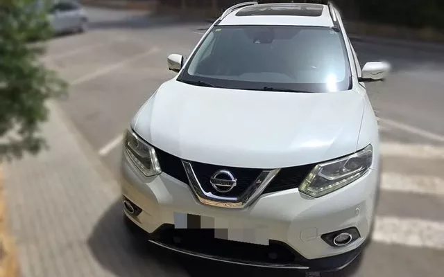 NISSAN X-Trail X-Trail 1.6 dCi Tekna 4x2 XTronic 7 pl.