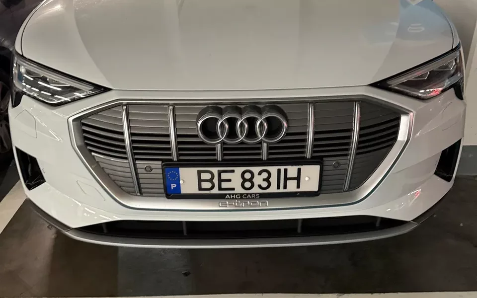 Audi 50
