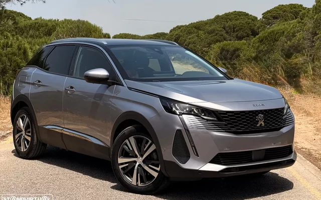 Peugeot 3008 225 e-EAT8 Roadtrip