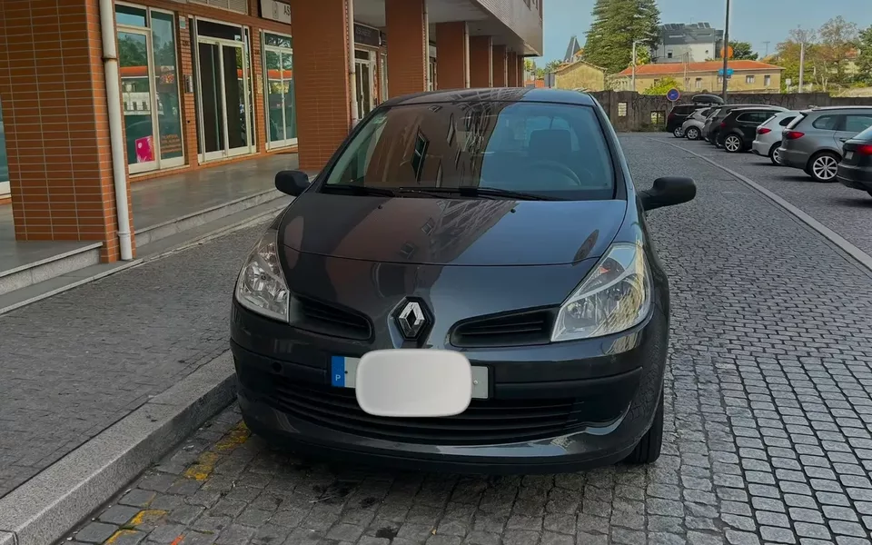 Renault Clio 1.2 16V Confort Authentique