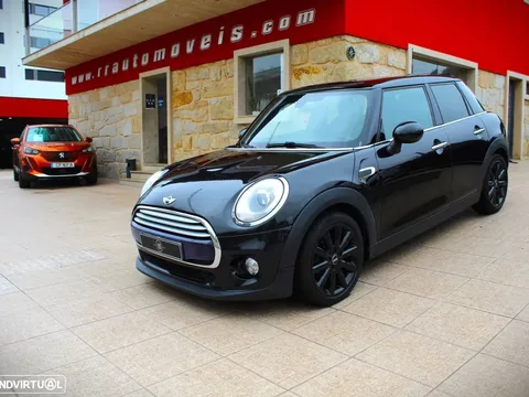 MINI 5 Portas Cooper D Seven Chili