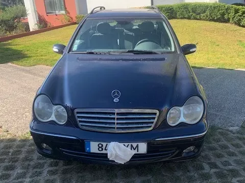 Mercedes-Benz C 220