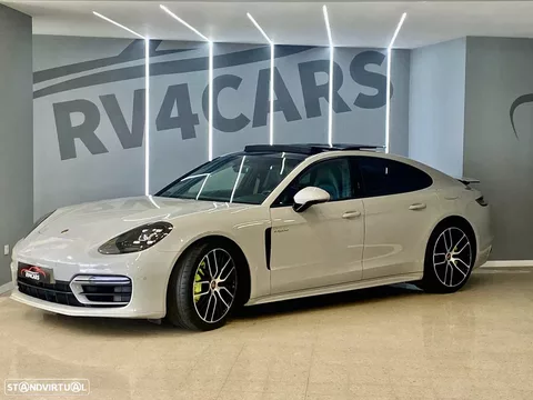 Porsche Panamera 4 E-Hybrid