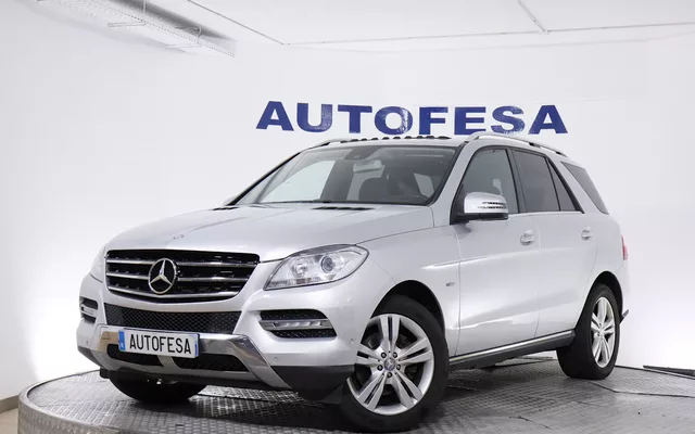 Mercedes-benz ML250 CLASE ML 250 EDITION BLUETEC 4MATIC 204CV AUTO 5P S/S # TECHO ELE, NAVY, PARKTRONIC