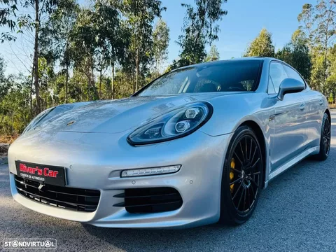 Porsche Panamera Platinum Edition