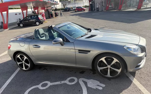 Mercedes-Benz SLK 200