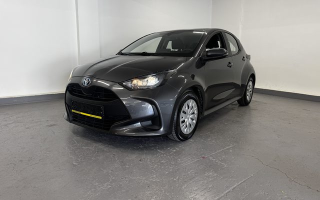 Toyota Yaris Hybrid Ελληνικο