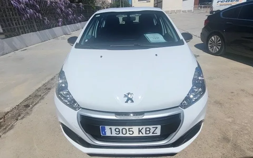 PEUGEOT 208 208 1.6BlueHDi Access 75