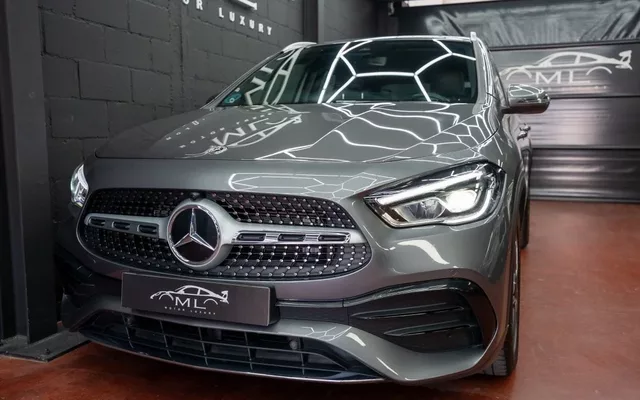 MERCEDES-BENZ Clase GLA GLA 200d 8G-DCT