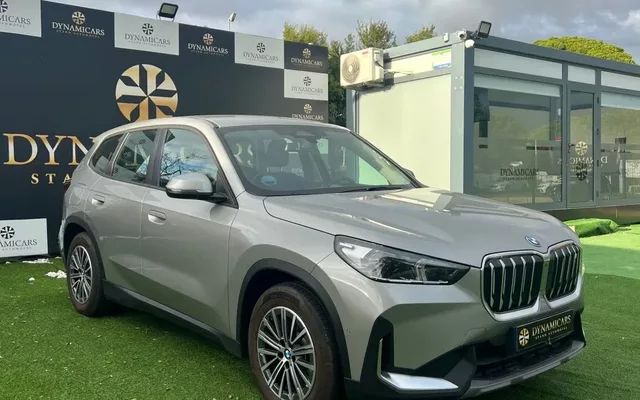 BMW iX1 xDrive30 Pack Desportivo M