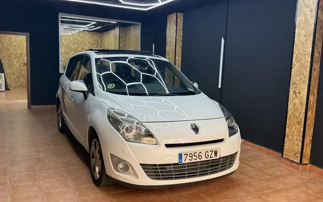 RENAULT Scénic Grand Scénic 1.9dCi Family Edition 7pl.
