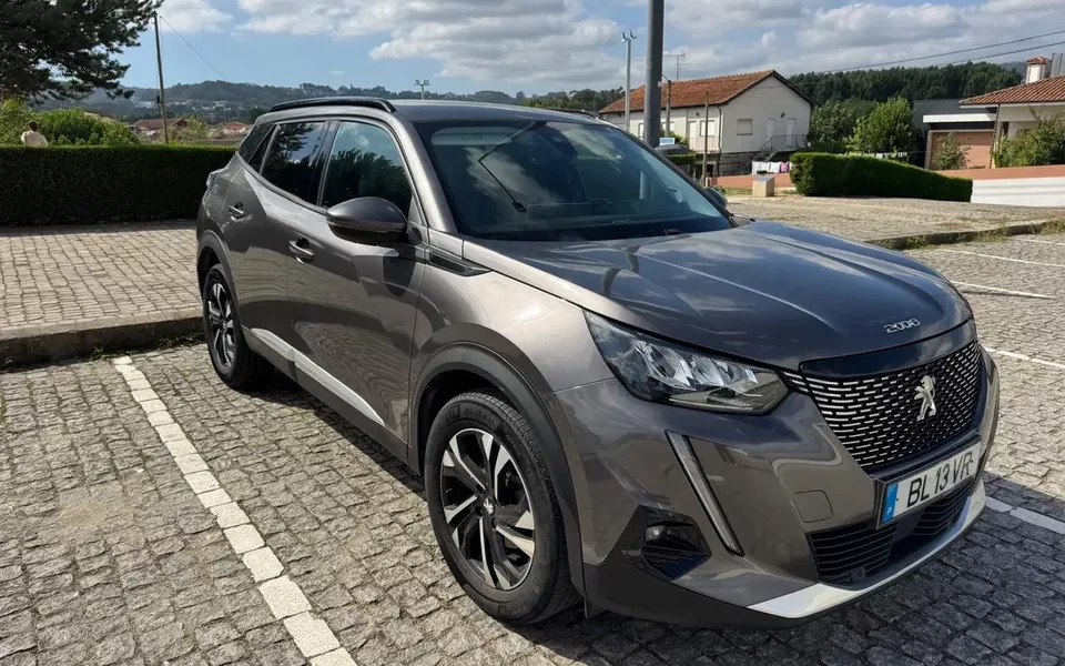 Peugeot 2008 PureTech 130 EAT8 Allure
