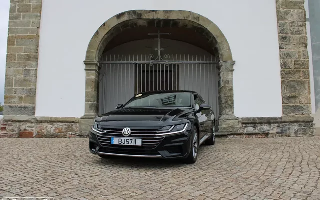 VW Arteon 2.0 TDI SCR R-Line