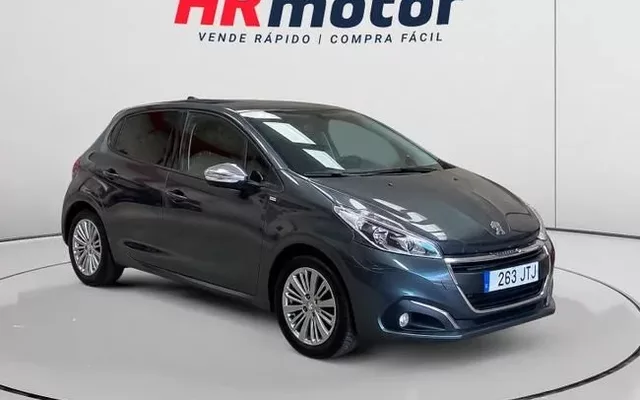 PEUGEOT 208 208 1.2 PureTech Style 82