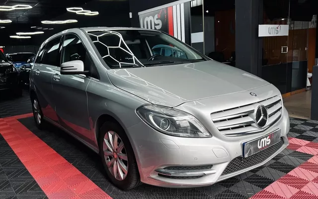Mercedes-Benz B 180 d Style