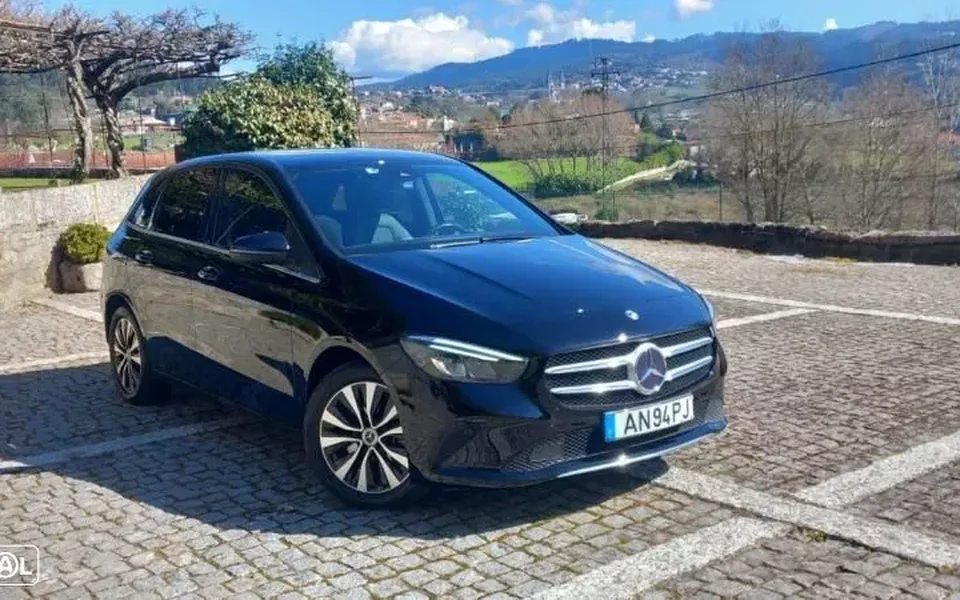 Mercedes-Benz B 250