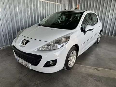 PEUGEOT 207 207 1.4i Active