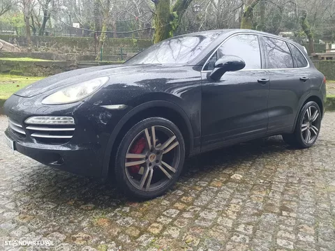 Porsche Cayenne Platinum Edition