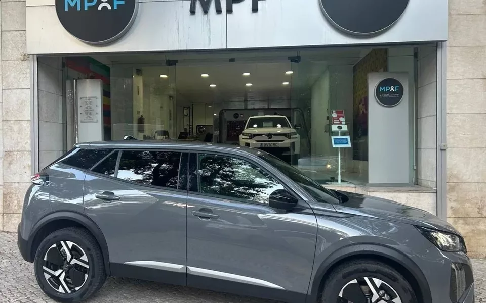 Peugeot 2008 1.2 Hybrid Allure e-DCS6