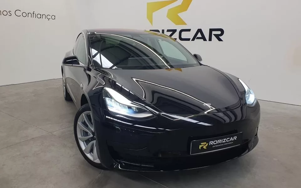 Tesla Model 3 Standard Range Plus RWD