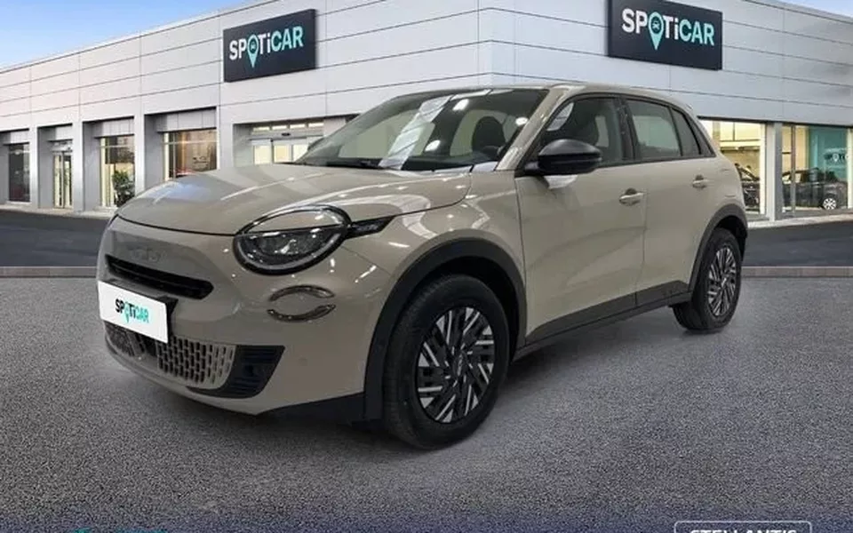 FIAT 600 MHEV 1.2 74kW (100CV) DDCT -