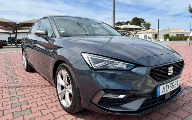 SEAT Leon 1.5 eTSI FR DSG
