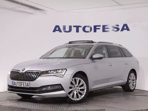 Skoda Superb COMBI 1.5 TSI STYLE DSG AUTO 150CV 5P # IVA DEDUCIBLE,TECHO PANORAMICO ELE,NAVI,CAMARA 360
