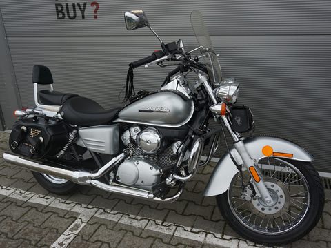 Honda Shadow 125 VT SILVER