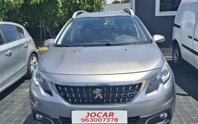 Peugeot 2008 2019 BlueHDI