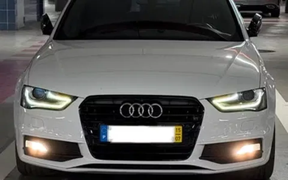Audi A4 Avant 2.0 TDi S-line