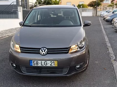 VW Touran 1.6 TDI Blue.Confortline DSG 7L